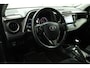 Toyota RAV4 2.5 Hybrid AWD Style | 1650kg trekgewicht | Keyless Entry | Camera | Navigatie | Electrische Achterklep | Trekhaak |