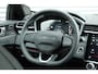 Lynk & Co 01 1.5 Plug-in Hybrid 261PK | Panoramadak | Adaptieve cruise control | Keyless | Verwarmbare voorstoelen | 20 inch Lichtmetalen velgen | Elektrische Achterklep | Apple CarPlay | Android Auto | Getint Glas | Donkere Hemelbekleding | Bind Spot Information | 360 Graden Parkeercamera | Draadloze Telefoonlader | Stoelverwarming