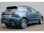 Lynk & Co 01 1.5 Plug-in Hybrid 261PK | Panoramadak | Adaptieve cruise control | Keyless | Verwarmbare voorstoelen | 20 inch Lichtmetalen velgen | Elektrische Achterklep | Apple CarPlay | Android Auto | Getint Glas | Donkere Hemelbekleding | Bind Spot Information | 360 Graden Parkeercamera | Draadloze Telefoonlader | Stoelverwarming