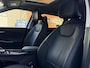 Kia EV6 Plus Advanced 77.4 kWh | Glazen schuif-/kanteldak| Warmtepomp | Elektrisch verstelbare stoelen incl. geheugenfunctie | Meridian Premium geluidsinstallatie | Stoelverwarming- en stoelventilatie | Stuurwielverwarming | Achteruitrijcamera | Parkeersensoren voor- en achter
