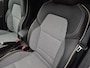 Renault Clio 1.0 TCe 90 GPF techno Handgeschakeld / Fabrieksgarantie tot 04-2027 / Dealer onderhouden / Pack winter / Achteruitrijcamera / Stuur-en Stoelverwarming / Apple Carplay Android Auto / Navigatie /