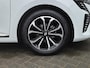 Renault Clio 1.0 TCe 90 GPF techno Handgeschakeld / Fabrieksgarantie tot 04-2027 / Dealer onderhouden / Pack winter / Achteruitrijcamera / Stuur-en Stoelverwarming / Apple Carplay Android Auto / Navigatie /