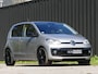 Volkswagen Up! 1.0 R-Line | cruise control | stoelverwarming | achteruitrijcamera | bluetooth