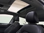Volkswagen Golf 1.4 TSI Highline Automaat PANO Massage Cruise