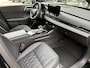 Mitsubishi Outlander 2.4 PHEV BlackEdition NIEUW UIT VOORRAAD LEVERBAAR | BlackEdition | Lederen Bekleding | Verwarmbare stoelen | Stoelventilatie voor | Adaptieve Cruise Control | Parkeersensoren voor- en achter | Verwarmbare achterbank | Panoramadak Elektrisch | 8 jaar fabrieksgarantie