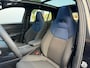 Lynk & Co 01 1.5 MY 23 FACELIFT / Zwarte Hemel / Infinity Sound / 360 Camera / Panoramadak / Adaptive Cruise / Apple Carplay