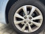 Toyota Yaris 1.3 VVT-i Aspiration | 4 Seizoen | Lichtmetaal