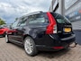 Volvo V50 2.0 Momentum 146PK Trekhaak,Clima,Cruise,ElektrRamen+Spiegels,Radio/Cd-Speler,Dakrail,Leder,Bluetooth,Parkeersensoren