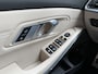 BMW 3-Serie Touring 330e | M-pakket | Lederen sportstoelen | Harman/Kardon | Sfeerverlichting | Full LED