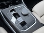 BMW 3-Serie Touring 330e | M-pakket | Lederen sportstoelen | Harman/Kardon | Sfeerverlichting | Full LED