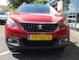 Peugeot 2008 BLUE LION 1.2 PureTech-110pk Navigatie | Cruise control | AIRCO | Parkeersensoren | Panoramadak | Bluetooth | LM-velgen 16inch