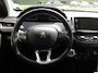 Peugeot 2008 BLUE LION 1.2 PureTech-110pk Navigatie | Cruise control | AIRCO | Parkeersensoren | Panoramadak | Bluetooth | LM-velgen 16inch