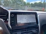Peugeot 2008 BLUE LION 1.2 PureTech-110pk Navigatie | Cruise control | AIRCO | Parkeersensoren | Panoramadak | Bluetooth | LM-velgen 16inch