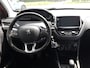 Peugeot 2008 BLUE LION 1.2 PureTech-110pk Navigatie | Cruise control | AIRCO | Parkeersensoren | Panoramadak | Bluetooth | LM-velgen 16inch