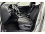 Volkswagen T-Roc 1.0 TSI Style | Adaptieve cruise control | Navigatie | Parkeersensoren
