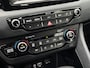 Kia Niro Hybrid 1.6 GDi First Edition | Trekhaak | Navi | Camera | Airco | 1 Jaar Bovag Garantie