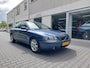 Volvo S60 2.4 Dealer onderhouden 19 jaar dezelfde eigenaar Origineeel NL Cruise en Climate Controle Laatse beurt bij 244.000KM