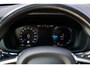 Volvo XC60 2.0 Recharge T6 AWD Inscription | Plug-in Hybrid (PHEV) | Luchtvering | Trekhaak | Harman Kardon Audio | Panoramadak | Stoelverhogers | Achteruitrijcamera | Parkeersensoren | Elektrisch Verstelbare Voorstoelen | Elektrische Achterklep | BLIS | Cruise Control Adaptief | Navigatie