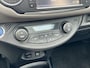 Toyota Yaris 1.5 Full Hybrid Bi-Tone Plus | Trekhaak, Panoramadak, Navigatie, Keyless, 16 inch, Cruise control, Armsteun, Spoiler, Privacy glass