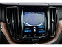 Volvo XC60 2.0 Recharge T6 AWD Inscription | Plug-in Hybrid (PHEV) | Trekhaak | Panoramadak | Elektrisch Verstelbare Voorstoelen | Achteruitrijcamera | Parkeersensoren | Keyless Entry | Elektrische Achterklep | NavigatieDC |
