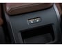 Volvo XC60 2.0 Recharge T6 AWD Inscription | Plug-in Hybrid (PHEV) | Trekhaak | Panoramadak | Elektrisch Verstelbare Voorstoelen | Achteruitrijcamera | Parkeersensoren | Keyless Entry | Elektrische Achterklep | NavigatieDC |