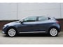 Renault Clio 1.0 TCe Intens/Half leer/Groot navigatie/Carplay/ Camera.