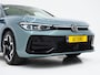 Volkswagen Passat Variant 1.5 eHybrid R-Line Edition | Panoramadak | Vol Leder | Harman/Kardon | HUD | Massage | Trekhaak