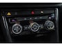 Volkswagen T-Roc 1.5 TSI Sport NL auto 1ste eigenaar door ons onderhouden, 18" LMV, trekhaak, privacy glas, zwarte hemel, digital cockpit, navigatie, Full led, ACC en app connect