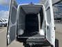 Mercedes-Benz eSprinter 320 L2 Pro 81kWh / Snel laden 115Kw / Trekhaak / MBUX / Navigatie / Camera / Cruise control / Airco / 270 Graden achterdeuren