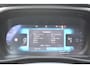 Volvo EX40 Single Motor Extended Range Ultra 82 kWh Navigatie / 360 Camera / 20'' velgen / Panorama schuif-kanteldak / Harman Kardon / Elektrisch verstelbare stoelen met geheugen / Stoelverwarming / Stuurverwarming