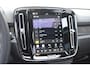 Volvo EX40 Single Motor Extended Range Ultra 82 kWh Navigatie / 360 Camera / 20'' velgen / Panorama schuif-kanteldak / Harman Kardon / Elektrisch verstelbare stoelen met geheugen / Stoelverwarming / Stuurverwarming