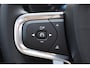 Volvo EX40 Single Motor Extended Range Ultra 82 kWh Navigatie / 360 Camera / 20'' velgen / Panorama schuif-kanteldak / Harman Kardon / Elektrisch verstelbare stoelen met geheugen / Stoelverwarming / Stuurverwarming