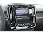 Volvo EX40 Single Motor Extended Range Ultra 82 kWh Navigatie / 360 Camera / 20'' velgen / Panorama schuif-kanteldak / Harman Kardon / Elektrisch verstelbare stoelen met geheugen / Stoelverwarming / Stuurverwarming