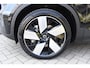Volvo EX40 Single Motor Extended Range Ultra 82 kWh Navigatie / 360 Camera / 20'' velgen / Panorama schuif-kanteldak / Harman Kardon / Elektrisch verstelbare stoelen met geheugen / Stoelverwarming / Stuurverwarming