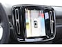 Volvo EX40 Single Motor Extended Range Ultra 82 kWh Navigatie / 360 Camera / 20'' velgen / Panorama schuif-kanteldak / Harman Kardon / Elektrisch verstelbare stoelen met geheugen / Stoelverwarming / Stuurverwarming