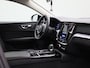 Volvo V60 2.0 T6 Plug-in hybrid AWD Essential Bright | WORDT VERWACHT | Apple Carplay / Android Auto | Camera | Parkeersensoren | Stoelverwarming | Stuurverwarming |