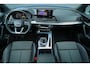 Audi Q5 50 TFSI e S edition Competition PANORAMADAK TREKHAAK 20INCH MATRIX