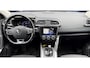 Renault Kadjar 1.3 TCe Black Edition / Automaat / Trekhaak / Navigatie / Camera / Cruise Control / Stoelverwarming / Climate Control