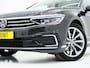 Volkswagen Passat Variant 1.4 TSI PHEV GTE 218PK | Panoramadak | Trekhaak | Massage | Camera | Virtual | Memory | Matrix | Carplay