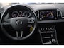 Skoda Karoq 1.0 TSI Ambition Business achetruitrijcamera, privacy glas, 19''LMV, pdc voor en achter, navigatie, climatronic, licht en regensensoren, mistlampen