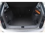 Skoda Karoq 1.0 TSI Ambition Business achetruitrijcamera, privacy glas, 19''LMV, pdc voor en achter, navigatie, climatronic, licht en regensensoren, mistlampen