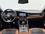 Alfa Romeo Giulia 2.0T 200pk Sprint Aut. Navigatie Apple Carplay Android Auto Camera Parkeersensoren Adaptive Cruise Control Dodehoek detectie Stoelverwarming Lichtmetalen velgen Climate Control