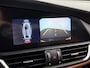 Alfa Romeo Giulia 2.0T 200pk Sprint Aut. Navigatie Apple Carplay Android Auto Camera Parkeersensoren Adaptive Cruise Control Dodehoek detectie Stoelverwarming Lichtmetalen velgen Climate Control