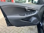 Volvo V40 1.5 T3 152PK Momentum automaat NIEUWE DISTRIBUTIERIEM