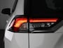 Toyota RAV4 2.5 Hybrid AWD Dynamic Luxury | Trekhaak | Trekgewicht 1650kg | Stuur-/Stoelverwarming | Parkeersensoren Voor & Achter |