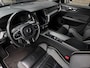 Volvo S60 2.0 B4 R-Design | All Black | Pano | 19" | H/K | Memo | Verw. stuur | Camera | Keyl. |