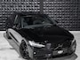 Volvo S60 2.0 B4 R-Design | All Black | Pano | 19" | H/K | Memo | Verw. stuur | Camera | Keyl. |