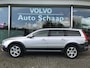 Volvo XC70 2.4 D5 AWD Polar Automaat | Rijklaar incl garantie | EURO6 Standkachel Trekhaak Adaptieve cruise Keyless