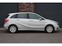 Mercedes-Benz B-klasse 180 Ambition | Automaat | Stoelverwarming | Zitcomfortpakket | Parkeersensoren | Licht- en zichtpakket | Cruise Control |