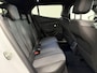 Peugeot 2008 1.2 PureTech 100 Allure Navigatie Apple Carplay/Android Auto Parkeersensoren Cruise Control Full LED Virtual Cockpit Climate Control Lichtmetalen velgen